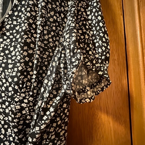 Brand new T-shirt dress ** tags attached** - Picture 6 of 8